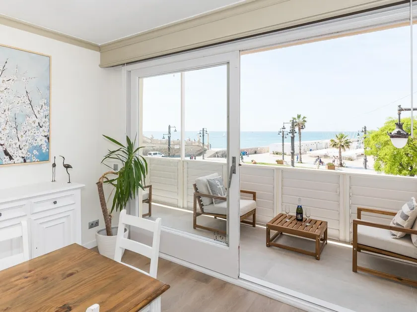 Sitges Spaces Seaside Paradise-Sleeps 7-Oceanfront - Image 1