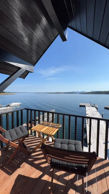 Cottage by the lake Stavanger Pulpit Rock ”BostePiren” - Image 1