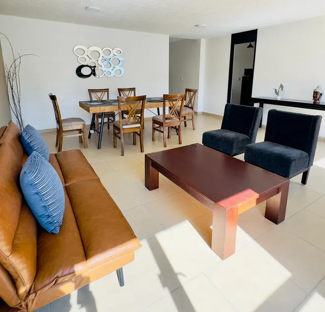 Nice, spacious, with a king-size bed and a beautiful view - Image 1