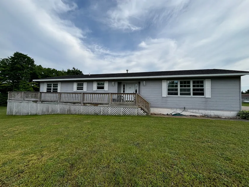 Home in Munising / Close to pictured rocks - Image 1