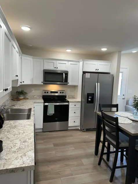 Duplex in Hodgenville - Image 1