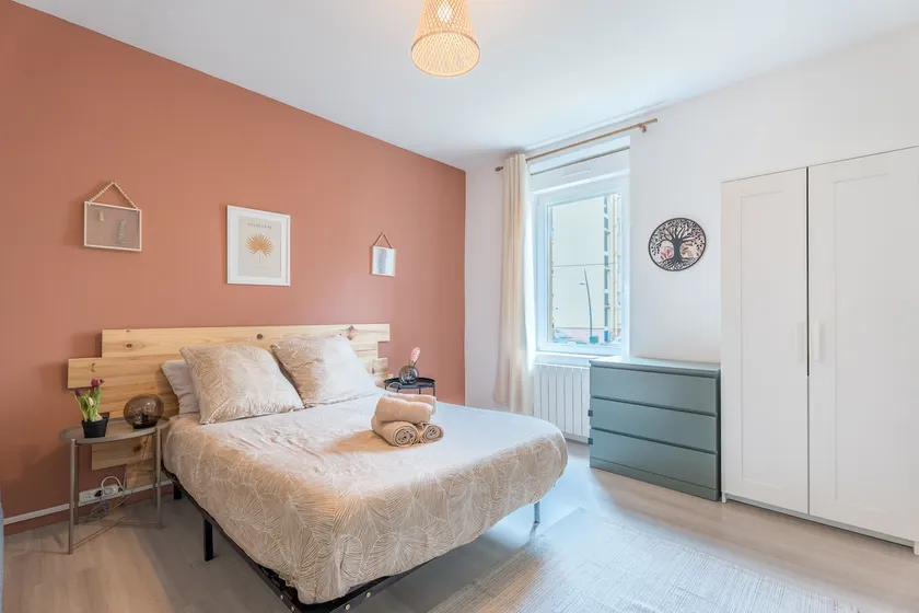 Le Charlie - Bright - Spacious - Garden - Parking - Image 1