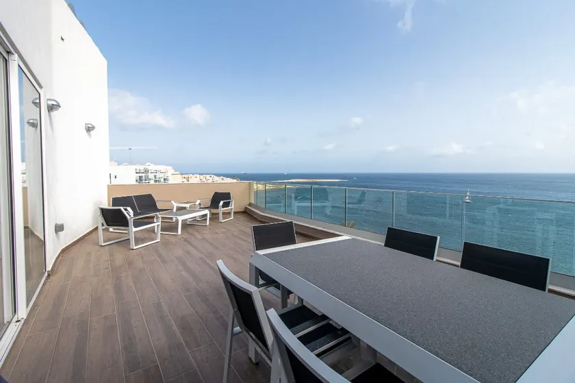 Stunning Sea View Penthouse in St Paul's Bay - Image 1