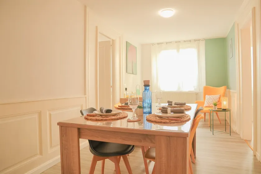La Bohème - Warm and spacious | Downtown - Image 1