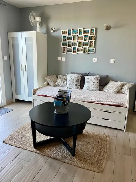 Spa&Tourism – 1 Bedroom Apt by the Marina +Parking - Image 1