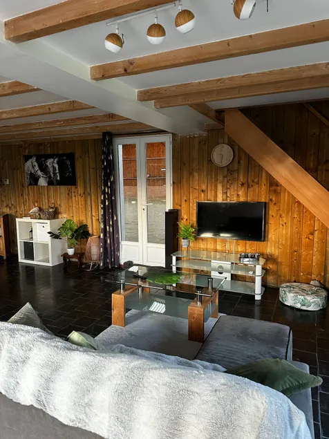 La Tora Equestrian Cottage - Image 1