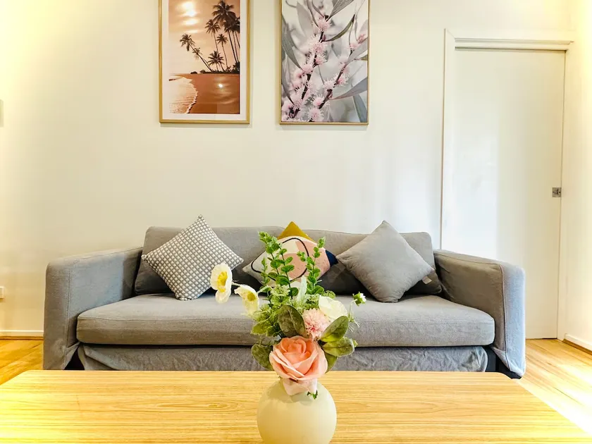 Amy｜ Waterside 2BR in Olympic Park - Image 1