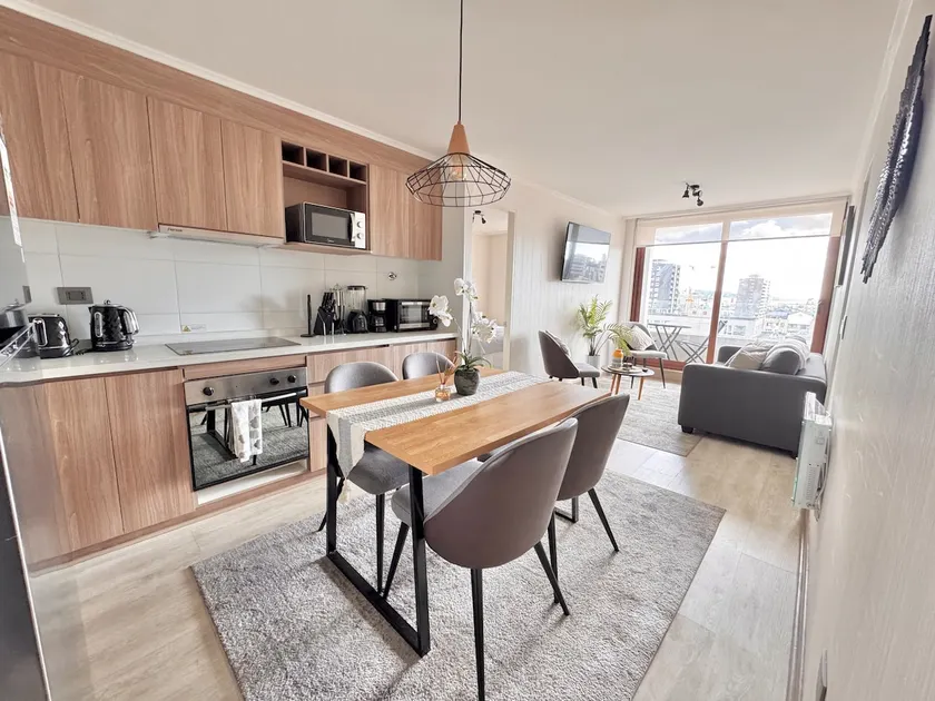 Exclusive and centrally located in Concepción: view and parking - Image 1