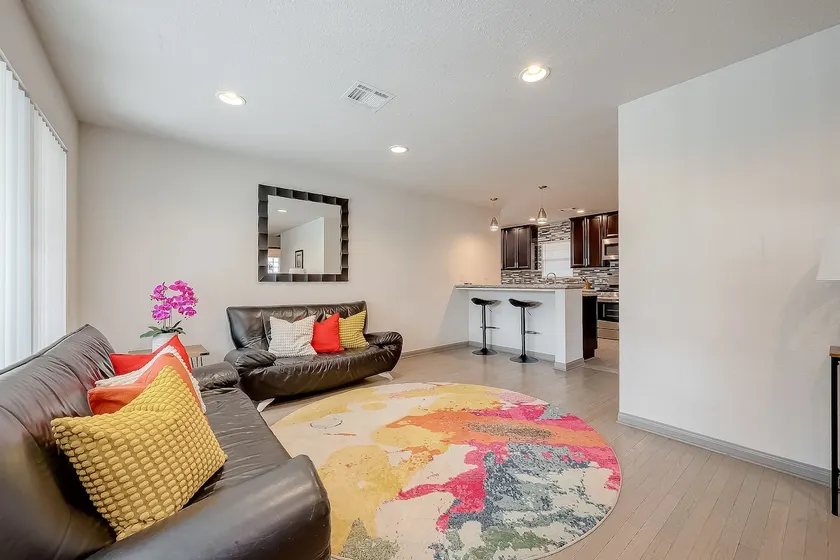 NRG stadium Omeara House - Image 1