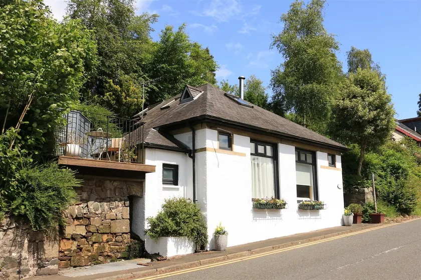 Duke’s Cottage, Aberfoyle - Image 1