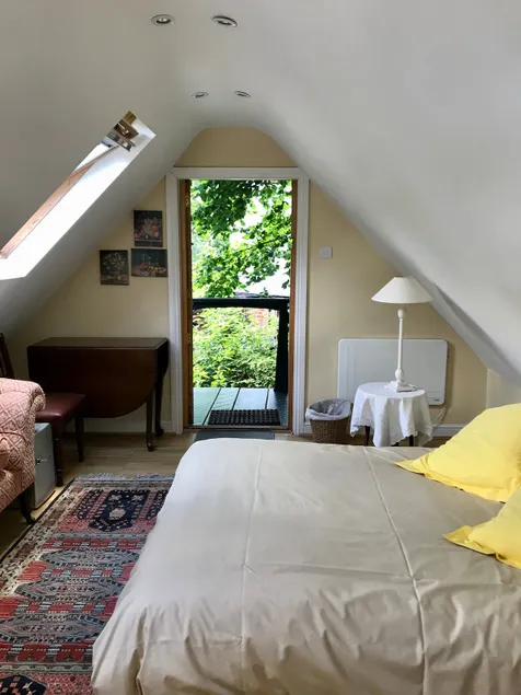 Cozy flat in beautiful Hurley, no WiFi - Image 1
