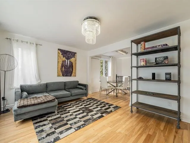 Beautiful Private Artsyhome with Pool & Deck & BBQ - Image 1