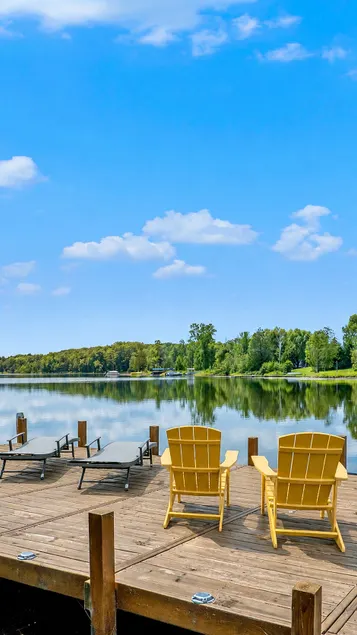 Lake Retreat• HotTub • GameRm •SxSTrails•FirePit - Image 1