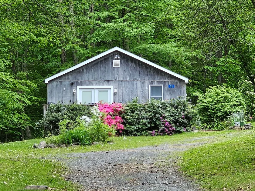 Creekside Cabin - Image 1