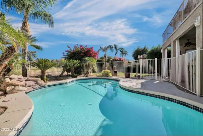 Gilbert Luxury Family Home/Private Pool Near Golf - Image 1