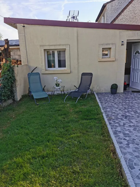 Charming independence close to Roissy. - Image 1