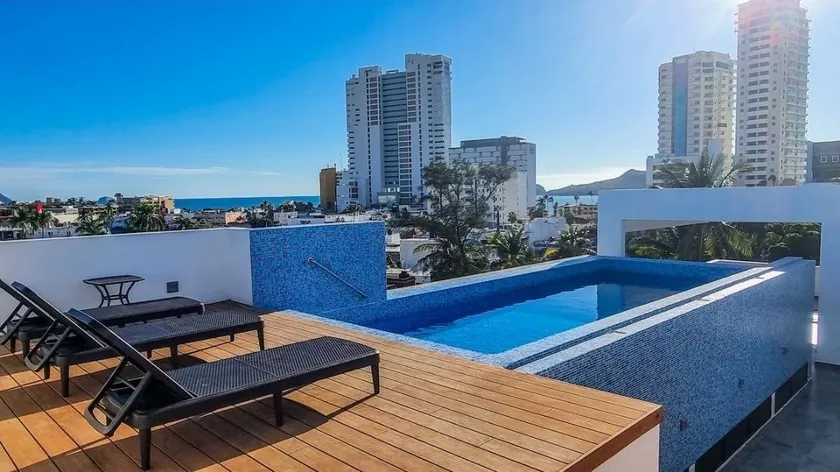 Isla Esmeralda 403 | Pool | Parking | Terrace L - Image 1