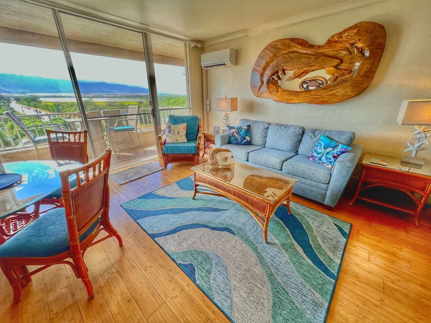 Ocean Lookout! Beach Front 6th Floor Views Kihei! - Image 1