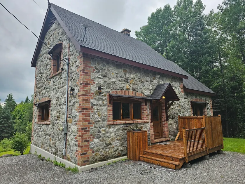 Country House - Image 1