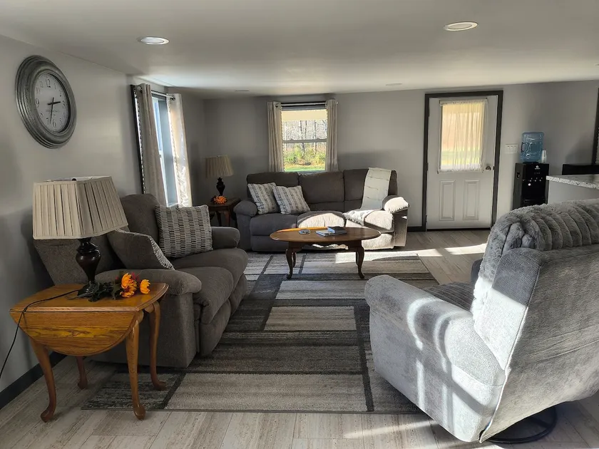 Laural Run Guest House - Image 1