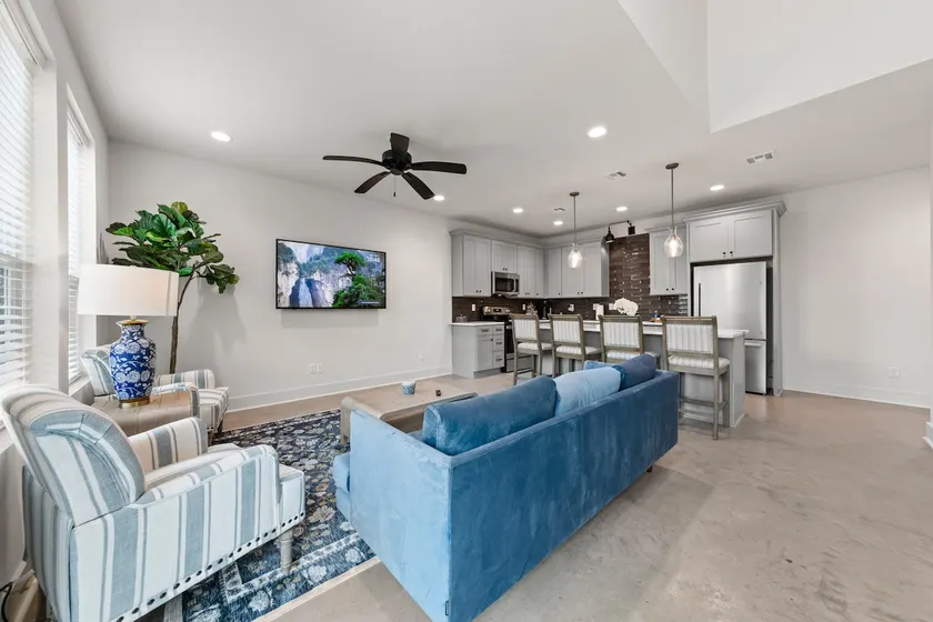 Cajun French House•KING Beds•Garage•Luxe Amenities - Image 1