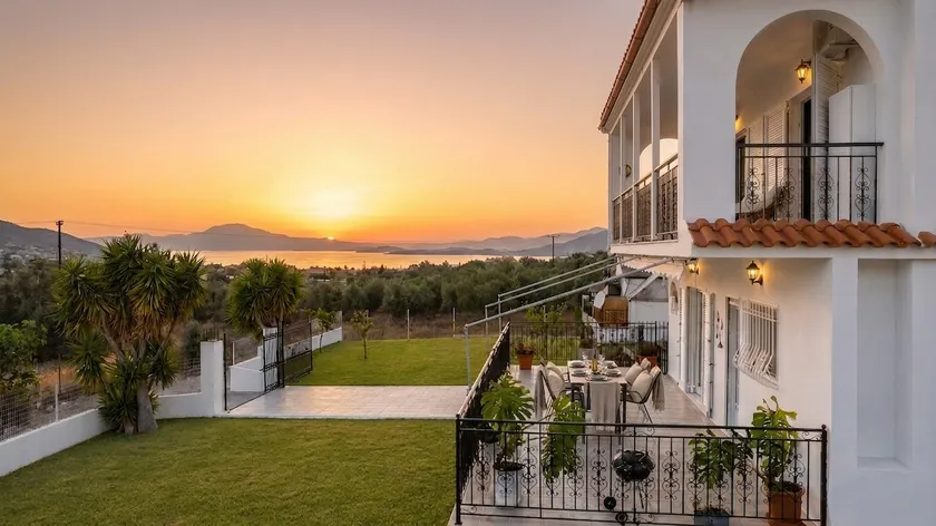 Villa Aelia Luxury Maisonette - Image 1