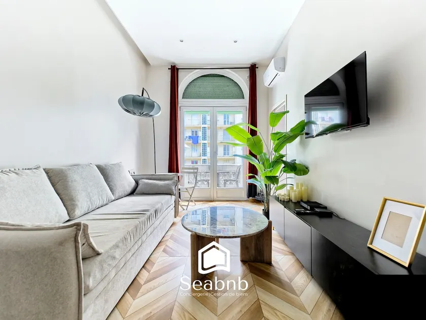 Luxurious Flat - Breakfast - Seaside - Spa Bath/AC - Image 1