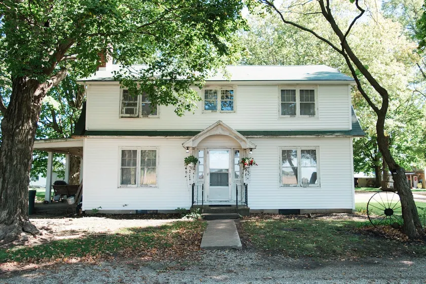 Daudy’s Farmhouse - Image 1