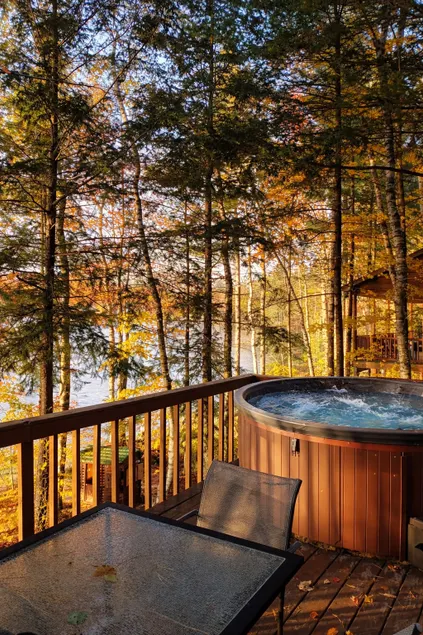 Sunset Beach Chalet with Hot Tub & Fire Pit Near Hiking, Skiing & Snowmobiling - Image 1