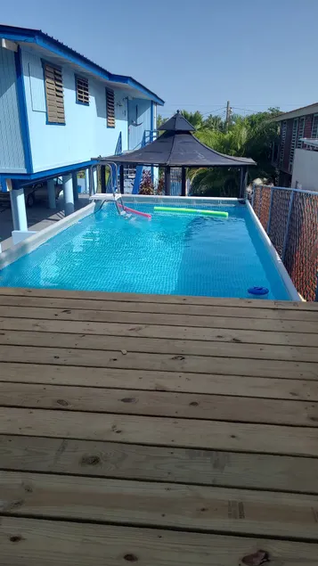 Sea Breeze Paradise - Image 1