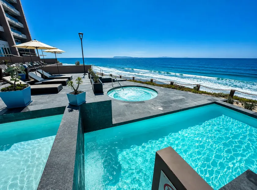 Cozy apartment with ocean views • TIJ beaches • Private parking - Image 1
