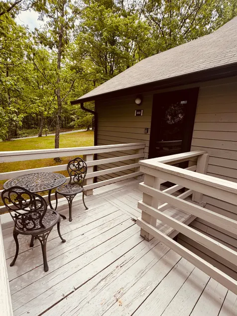 Deb's Nest on the Mountain! - Image 1
