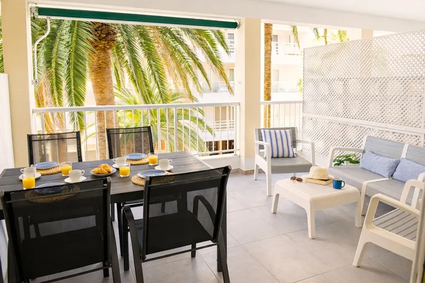 Large terrace by the sea | Wi-Fi | Work area - Image 1