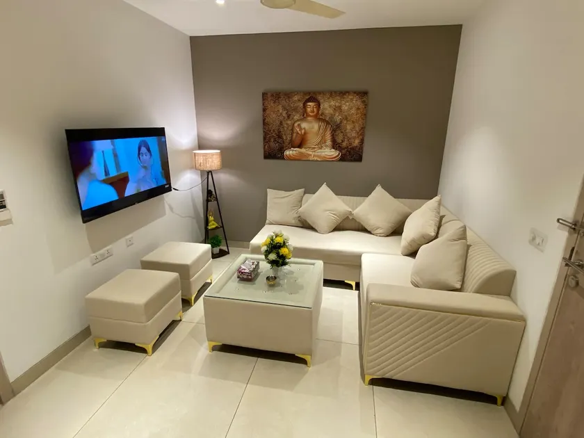 Highrise Suite 15th Floor With Garden Patio - Image 1