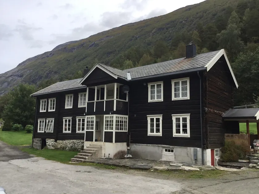 Apartment at Stavem Gård - Image 1