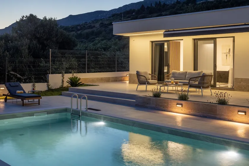 Villa Catherine Sea wiew, heated pool, 4 bedrooms - Image 1