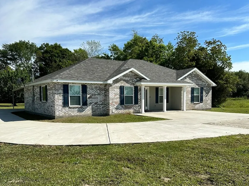 Cozy Home in Church Point - Image 1
