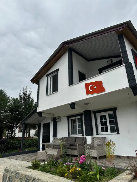 Maltepe Villa - Image 1