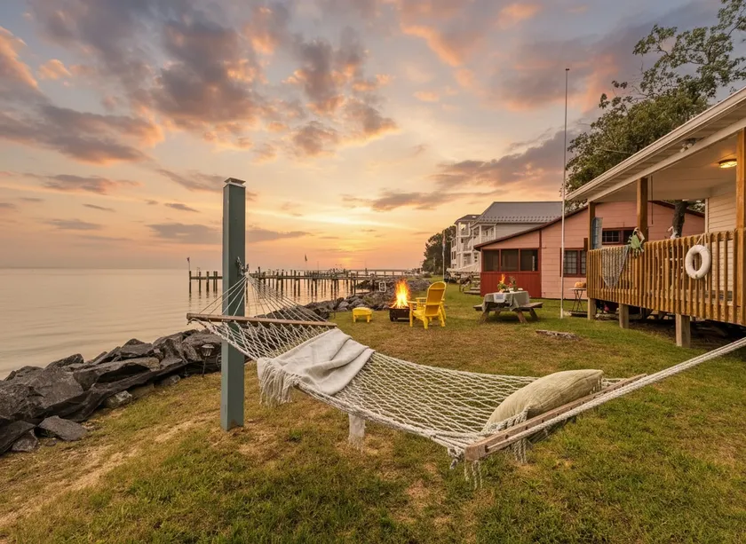 Waterfront Retreat | Sunset Views (Pet friendly) - Image 1