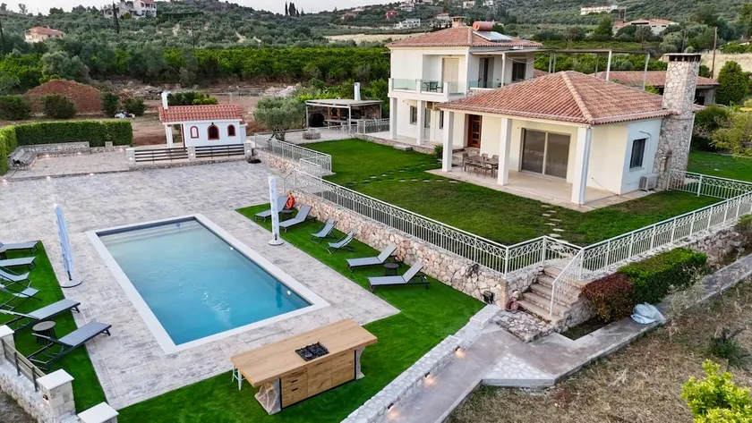 Villa Vakoufia - Image 1