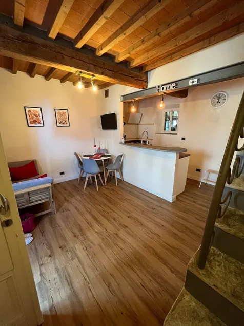 Detached house in Montecatini - Image 1