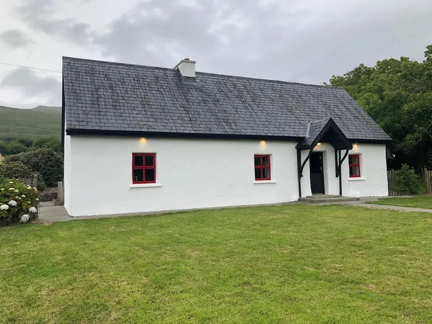 Pebble beach cottage - Image 1