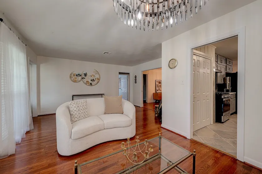 NRG stadium Magnolia duplex - Image 1