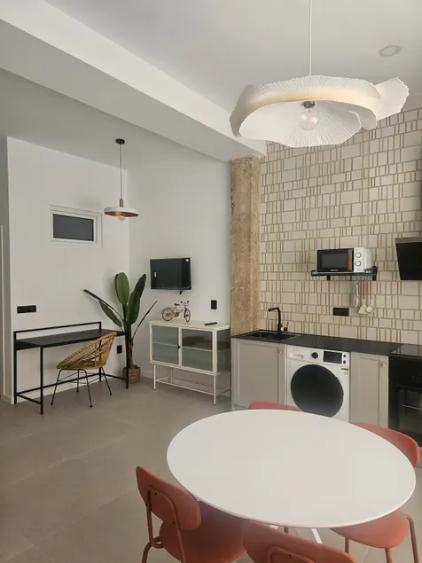Nice Studio in downtown Valencia - Image 1