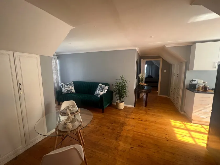 The Sunbird Loft - Image 1