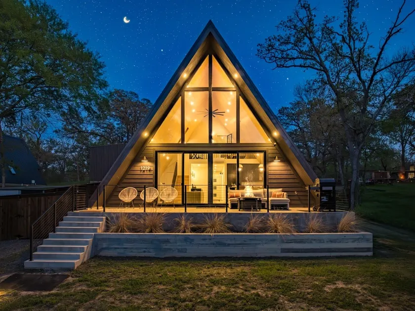NEW-Hammock Deck/Lake Views/Fire Pit/Grill/Arcade - Image 1