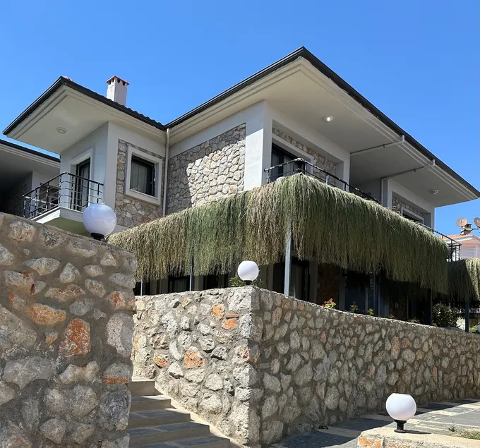 Dublex Villa 4 - Image 1