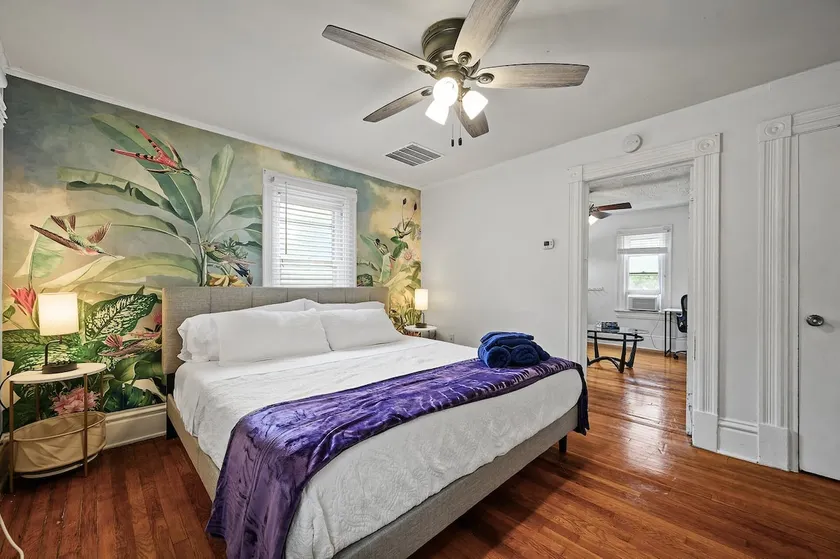 Prime location, Fast Wifi, mins from light rail - Image 1