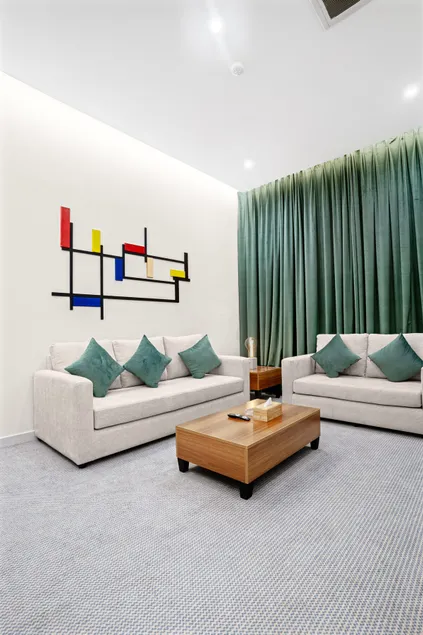 Luxurious & Peaceful ( دخول ذاتي ) G3 - Image 1