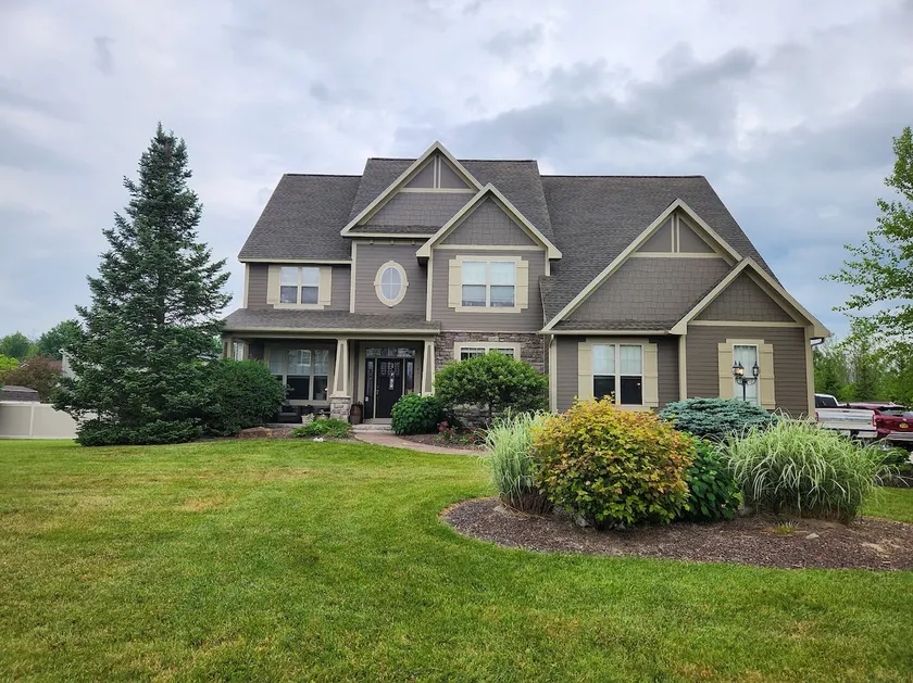 Elegant Craftmans Home Near SYR Airport Sleeps 6/7 - Image 1